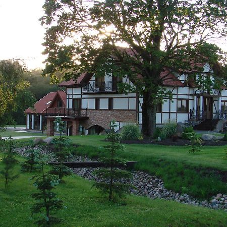 Jurvinge Hotel Zadvainai Buitenkant foto